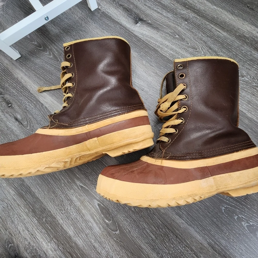 Sorel women's size 8 dark brown boots